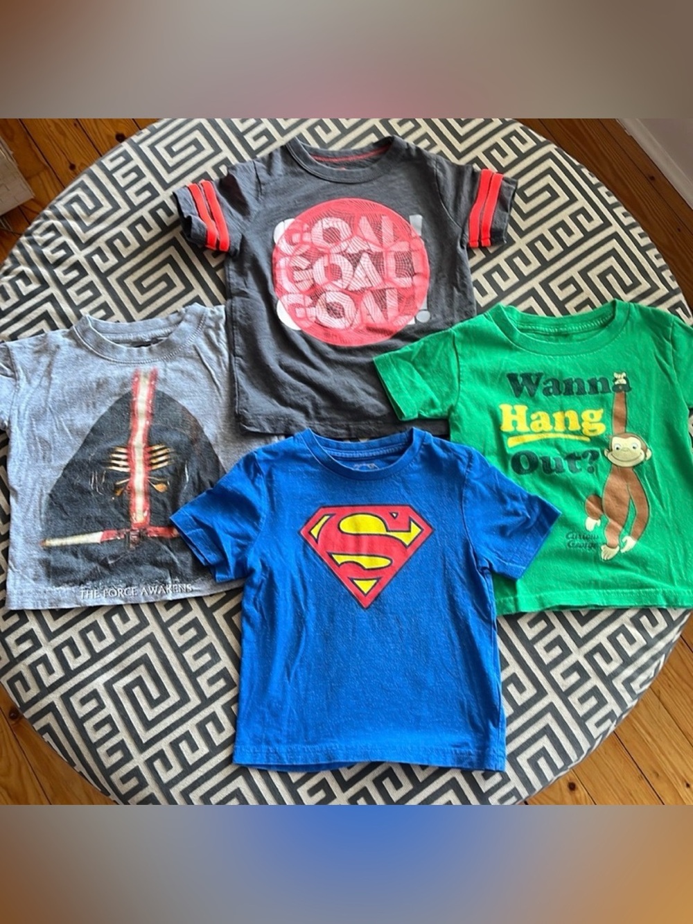Bundle of 4 cool t-shirts - 3T